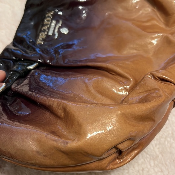 Prada bag - Picture 5 of 12